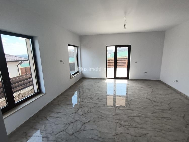 CASA SINGLE DEOSEBITA 4 CAMERE,VALEA LUPULUI ,IASI - 16