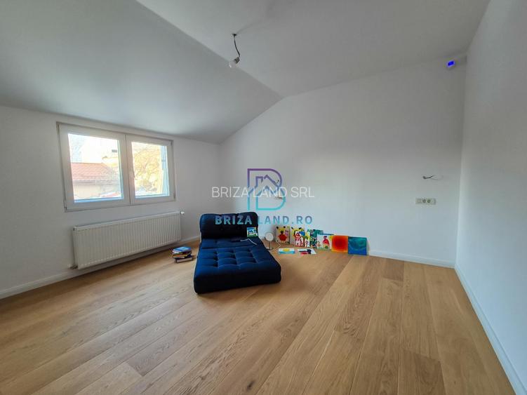 Soseaua Chitilei, zona Navigatiei, casa P+M, sup.191mp, 4 camere, teren 219mp - 17