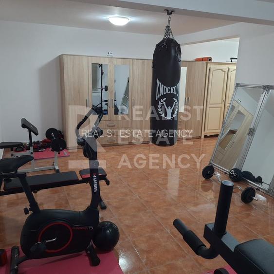 Spațiu comercial de închiriat, 90 mp, complexul Avantgarden, Brașov - 4