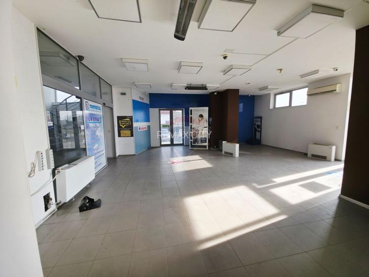 Spațiu comercial de 828 mp de vânzare în zona 1 Mai - 4