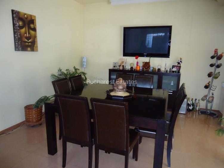 Vila piscina superba gradina matura cu iesire directa la padure - 36