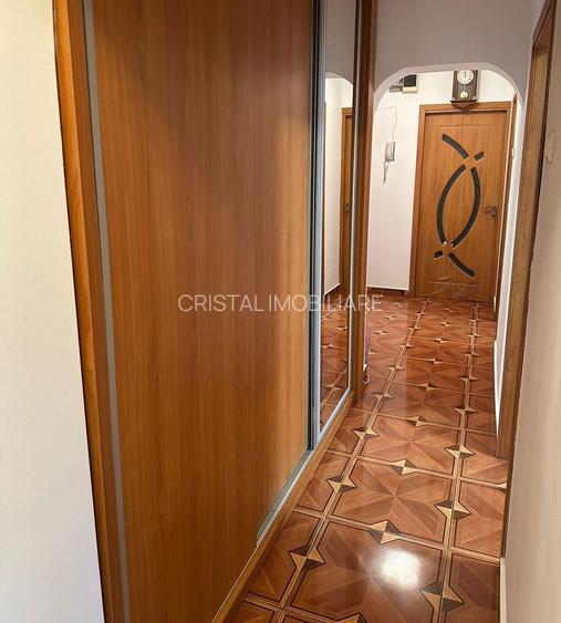 Apartament 3 camere, Decomandat. Bld. Al. Obregia, zona Vatra Dornei. - 5