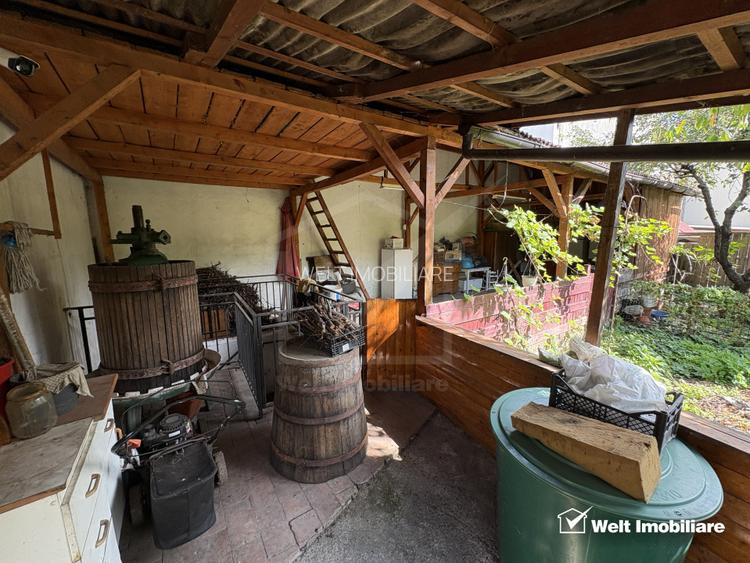 Casa parter + mansarda, situat la curte comuna, teren propriu, 3 locatari ! - 20