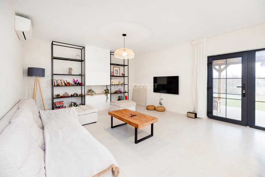 Casa deosebita 4 camere, teren 700 mp, finisaje moderne - Aradul Nou - 3