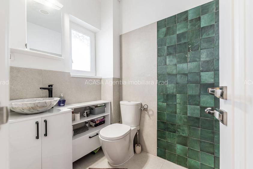 Doua case de vanzare la pret de una in Vladimirescu cartierul Florilor - 9