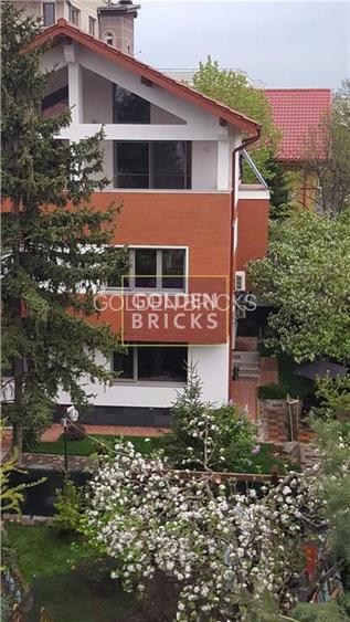 Aviatiei | N. Caramfil | Vila individuala | 8 Camere | Parcare - 5