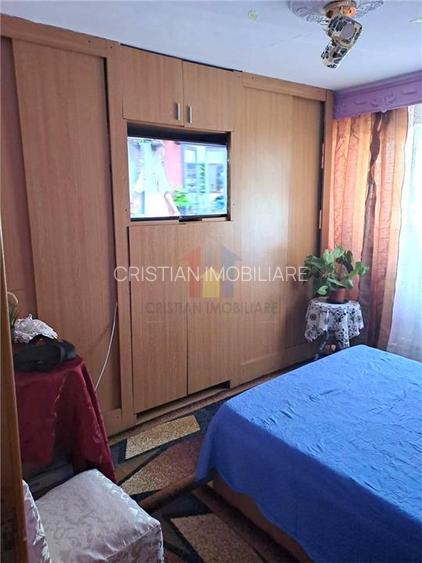 Ap.4 cam conf 1 decomandat, Viziru 3, Etaj superior - 6