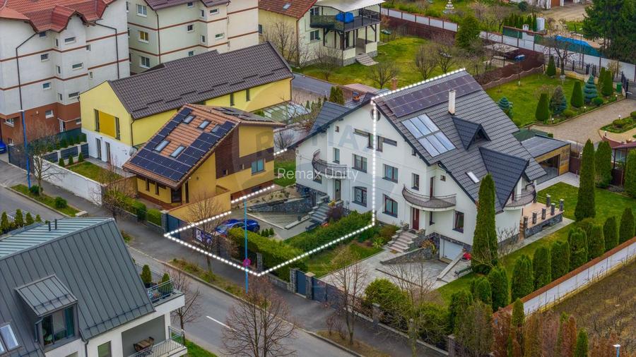 Casă spațioasă 350 mp utili, Teren 650 mp, Garaj subteran, Tractorul - 2