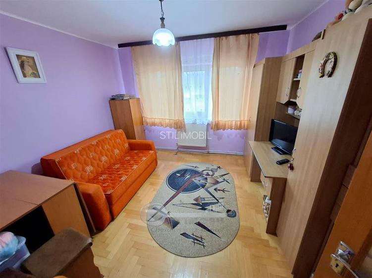 Liber, apartament 3 camere, Nicolina 2, baie cu geam, 60 mp utili - 5