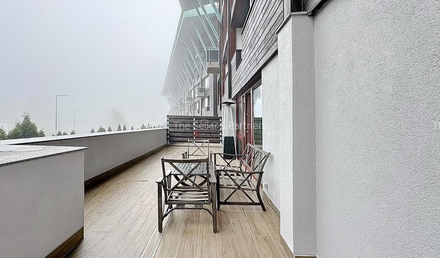 Apartament ce ofera  acces catre 2 terase generoase - 13