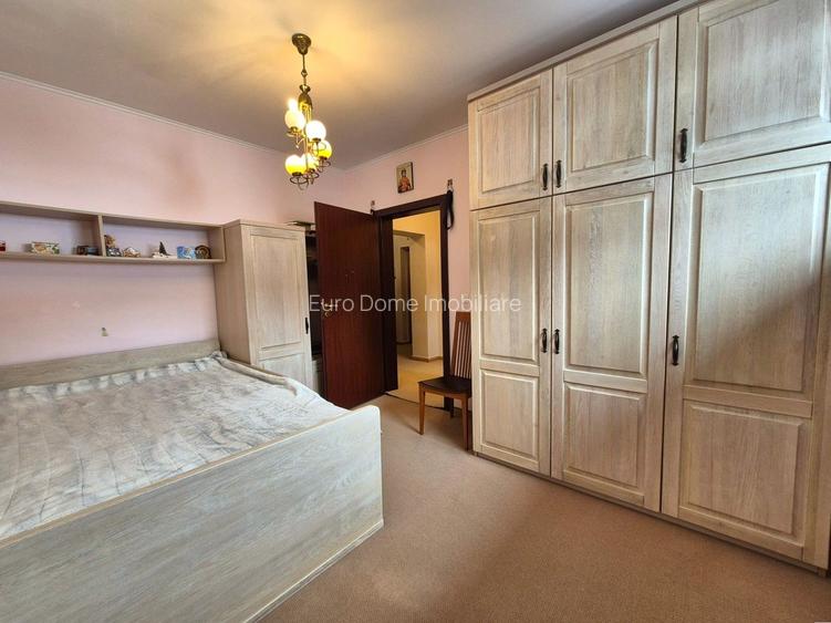 Comision 0 - Apartament în vilă, spațios, priveliște spre cabana Postăvaru - 28