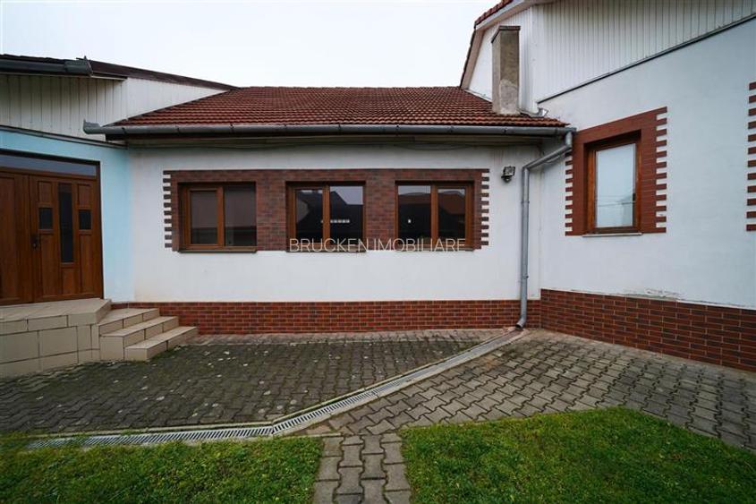 Proprietate adaptabila pentru familie extinsa | Alesd - 2