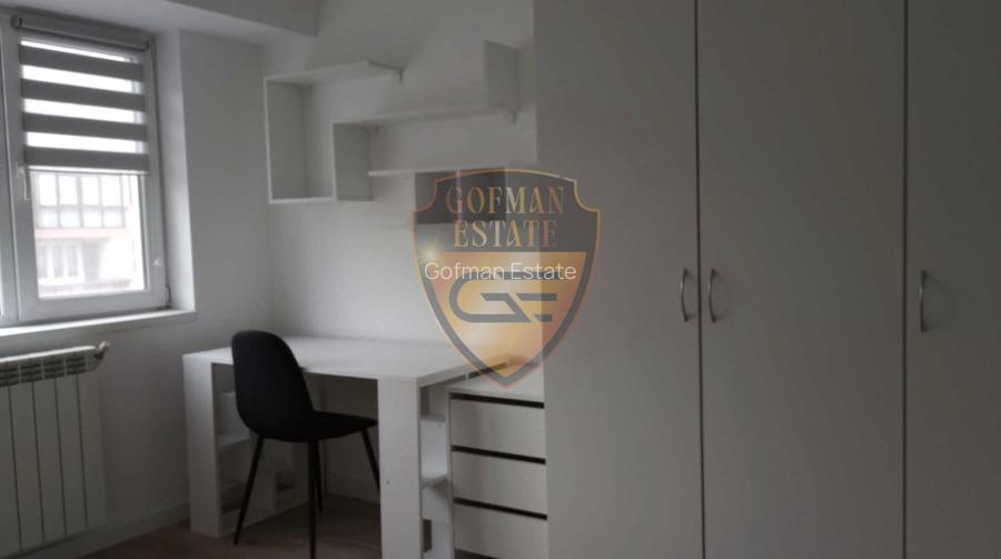 3 camere Constanta Ultracentral Tomis Mall, balcon, centrala gaz etaj 1 cu lift - 5