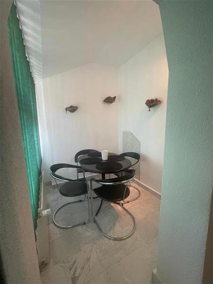Penthouse pe 3 nivele de inchiriat in zona centrala