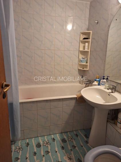 Apartament 2 camere decomandat, mobilat si utilat, metrou Lujerului - 8