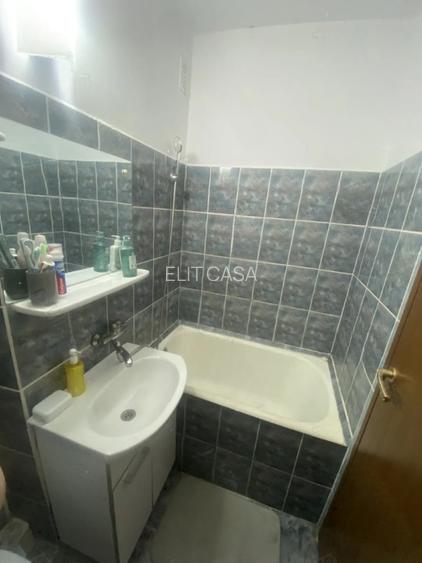 Apartament cu 2 camere, zona Tatarasi - 8