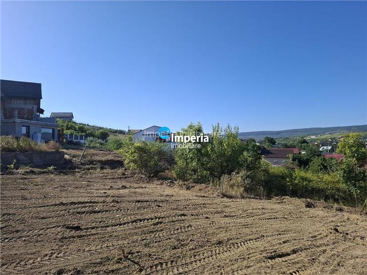 Tomesti Primarie, teren intravilan cu utilitatile in apropiere, priveliste super - 3
