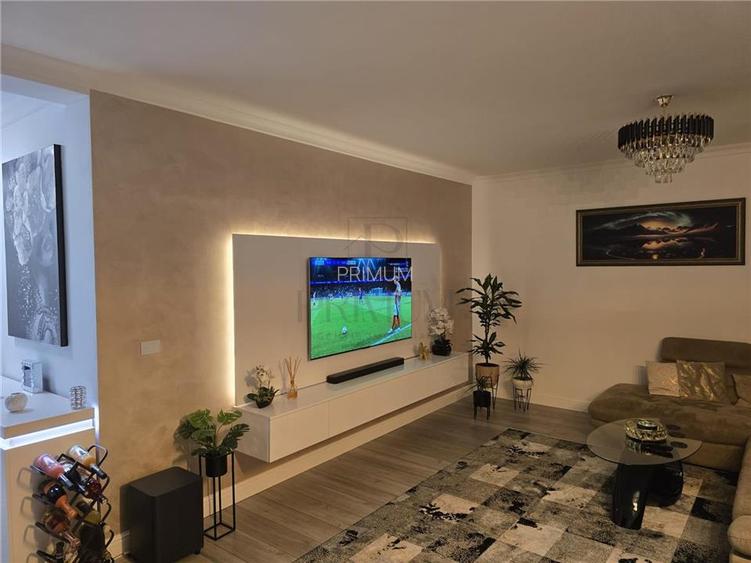 DUMBRAVITA - ETAJ 1 - LOC DE PARCARE - 3 camere - 2 bai - terasa - incalzire par - 3