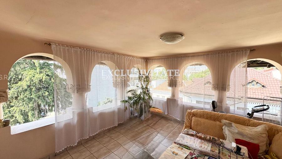 UNIVERSITATE - Batistei - Vanzare MANSARDA in VILA  Interbelica ! - 3