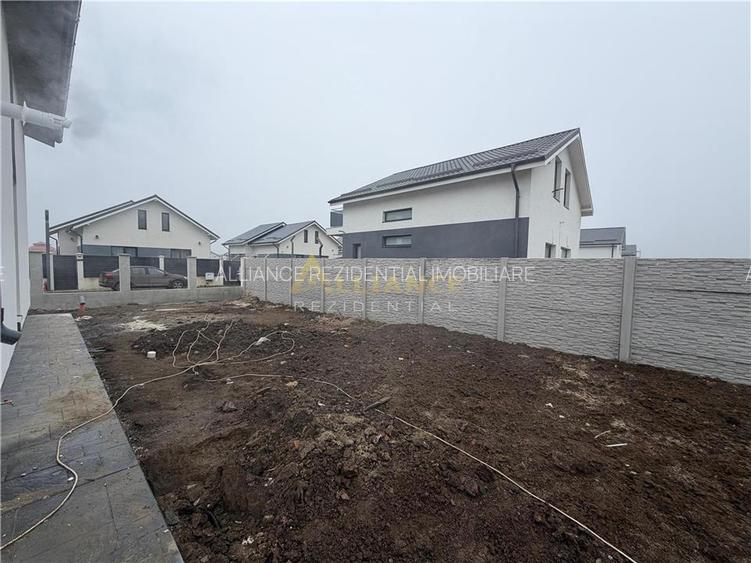Casa Individuala - 4 camere - Teren 370mp - 5