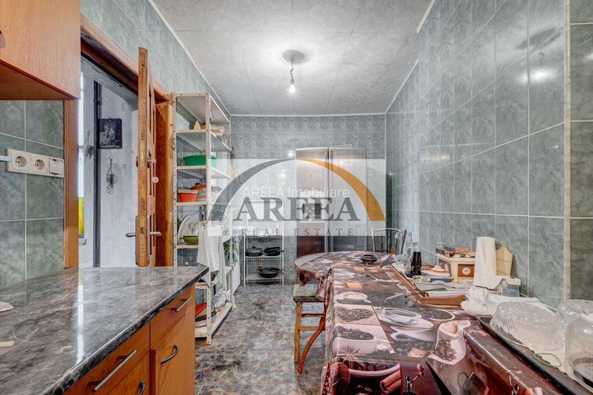 Ultracentral - zona Polona - 3 camere cu dependinte si GARAJ propriu - 14