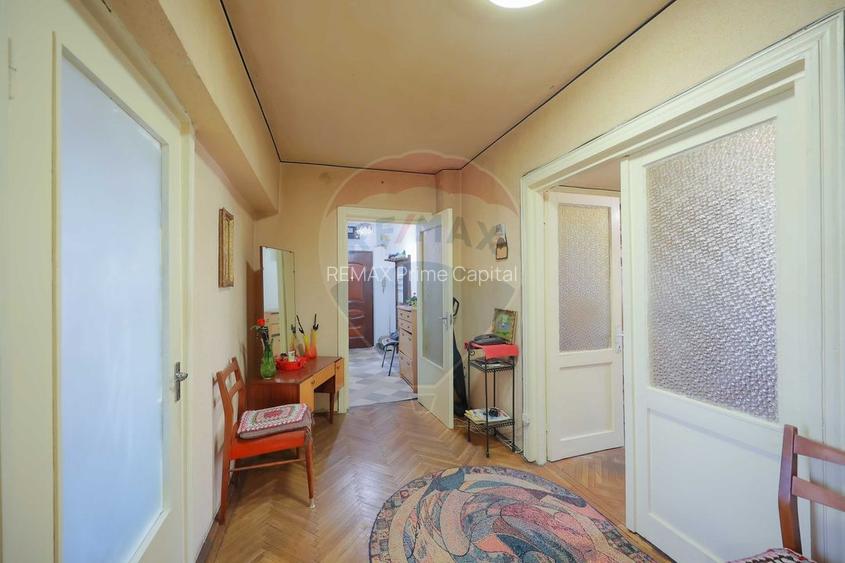 Apartament cu 4 camere de vânzare în zona Dacia - 2