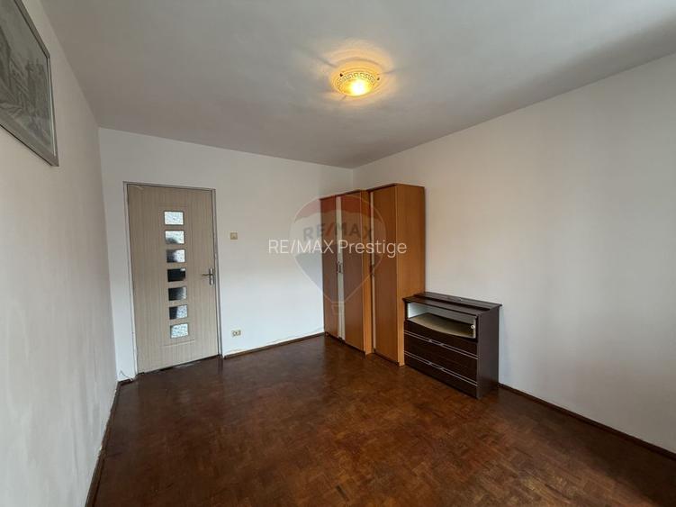 Apartament cu 3 camere de închiriat în zona Giulesti - 6