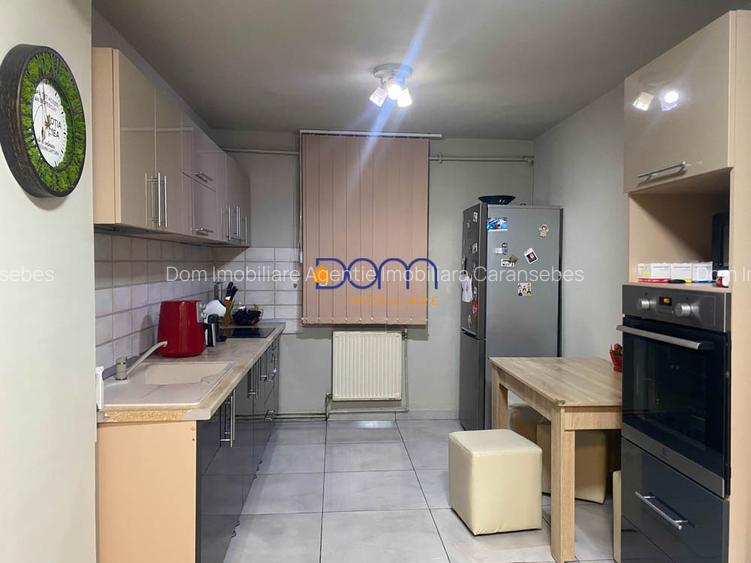 Apartament 3 camere decomandat, langa Lidl - 4