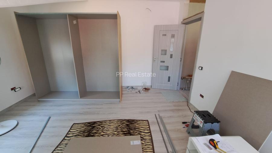 Centru - Magazinul Tomis- casa P+ Mansarda - 18