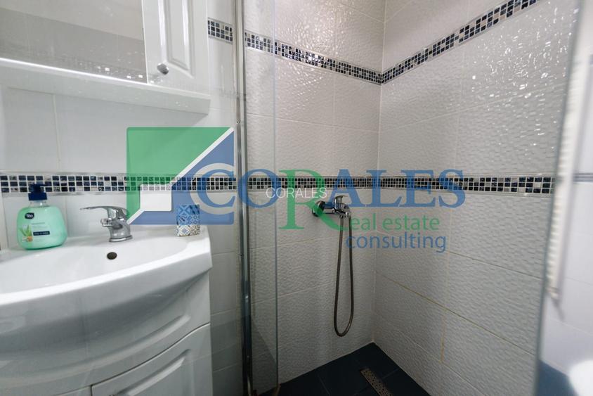 Piata Unirii. Strada pietonala. Cladire renovata! - 11