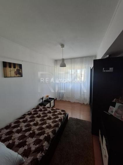 3 camere 10/10, boxa, bloc 1982, anvelopat, panouri solare-Drumul Taberei - 5