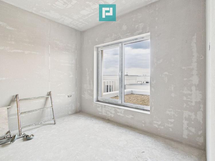 Duplex în Săcălaz despartit prin cameră tehnica