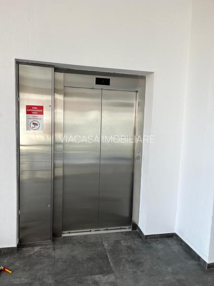 Investiție in Otopeni centru comercial Chiriași Internaționali - 20