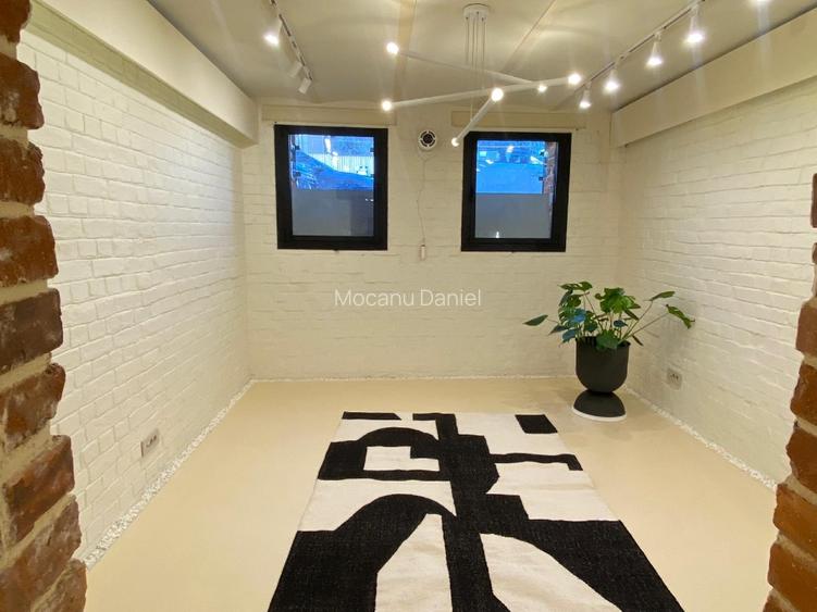 Birou, cabinet, galerie de arta. - 3