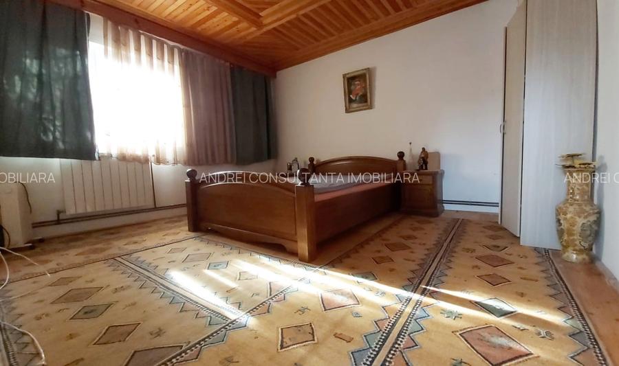Vanzare casa mare la munte langa padure  Cheia judetul Prahova locatie excelenta - 22