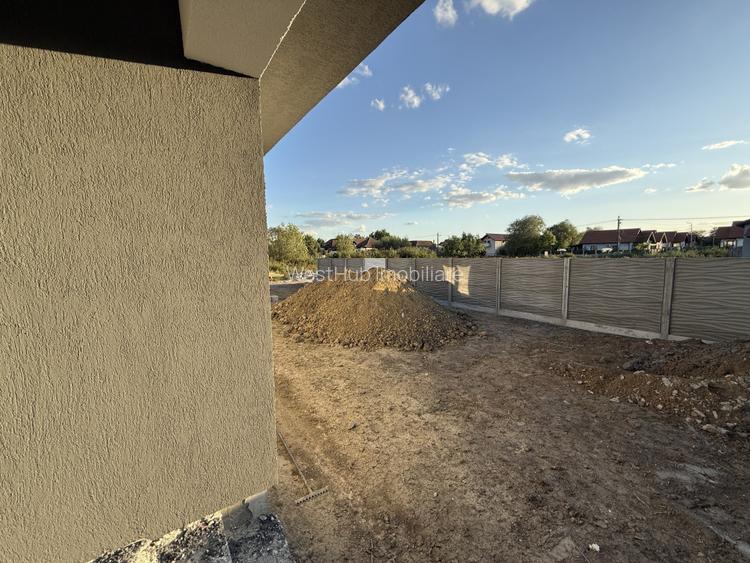 Casa individuală, 4 camere, 2 bai, 110 mp utili, 408mp teren - Utvin - 13