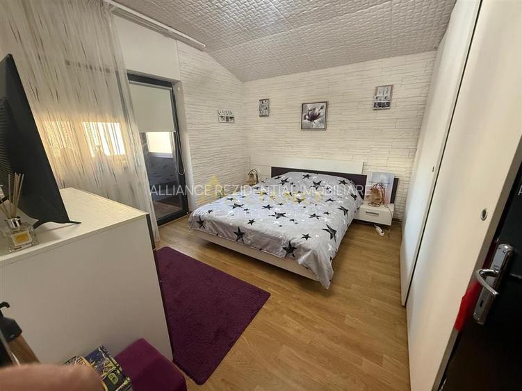 Casa tip duplex - 4 camere - 2 bai - 200mp teren - 30