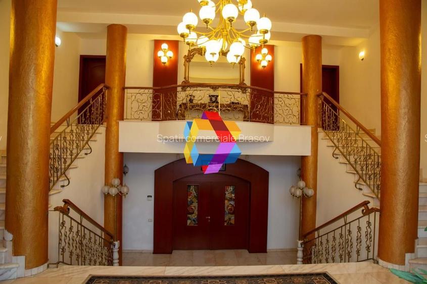 Conac cu piscina - 1810 mp - 2