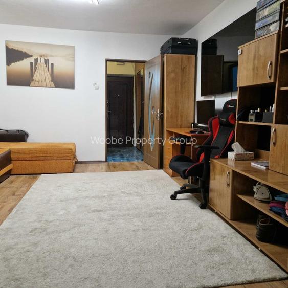 GARSONIERA OBOR - MASINA DE PAINE - 4