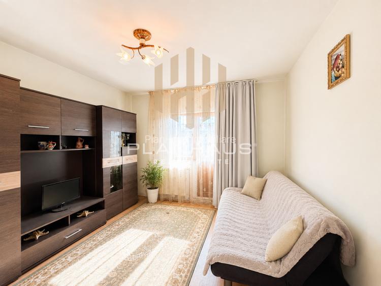 Apartament 2 camere - decomandat Moldovei zona Ambasador