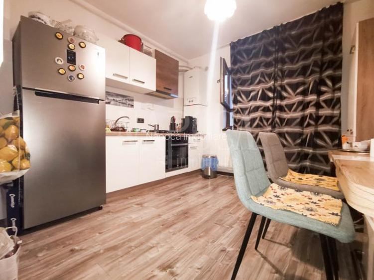 Apartament 2 camere de vanzare in Floresti - 2