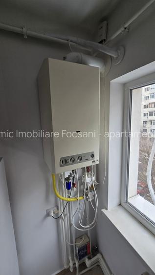 Apartament de vanzare  2 camere, central Focsani - 24