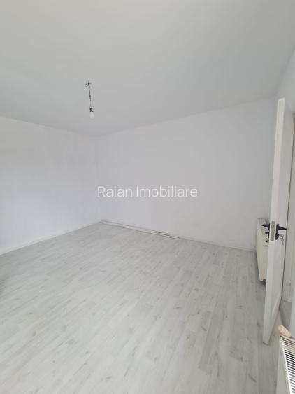 Vanzare casa regim parter, in Galati, langa Spitalul CFR, sup. teren 170mp - 12