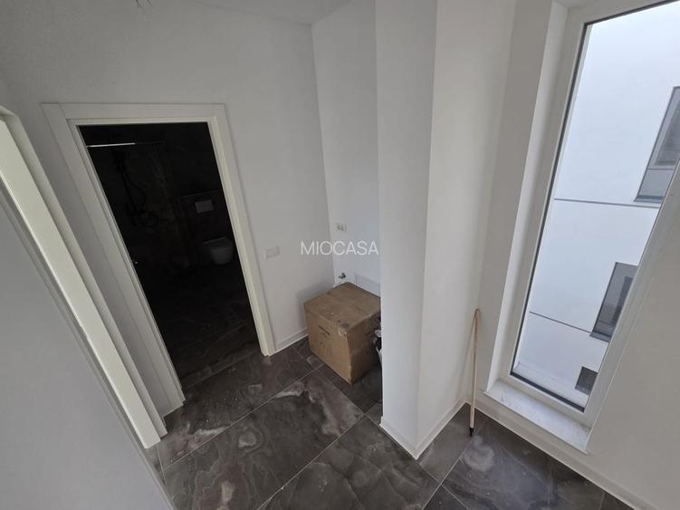 Disponibil imediat. La asfalt. Bucatarie inchisa. 2 Locuri de Parcare. - 9