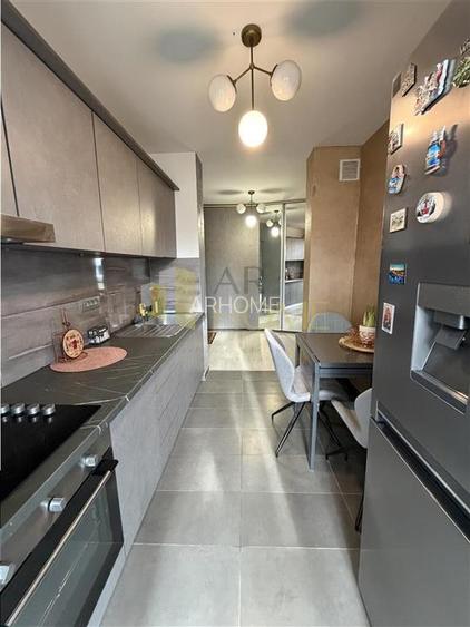 Apartament 3 camere, decomandat, Ploiesti, Democratiei/ Bd. Castanilor - 6