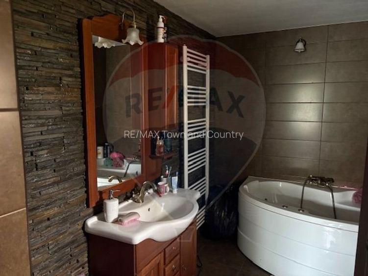 Casă / Vilă cu 2 camere de vânzare - 11