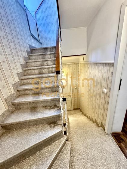 VILA SUPERBA RENOVATA COMPLET 500MP/12 CAMERE/TERASE/GARAJ 2 LOCURI/AVIATORILOR - 40