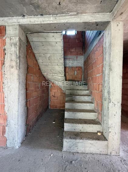 Casa individuala- 3 dormitoare - teren mare -Dumbravita - 8