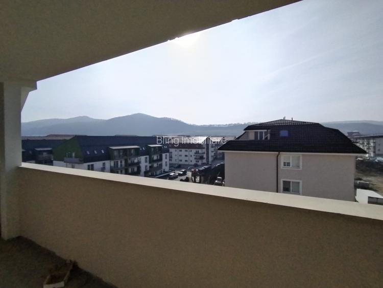 Apartament unic de vanzare, 4 camere, terasa acoperita, Zona Cetatii - 2