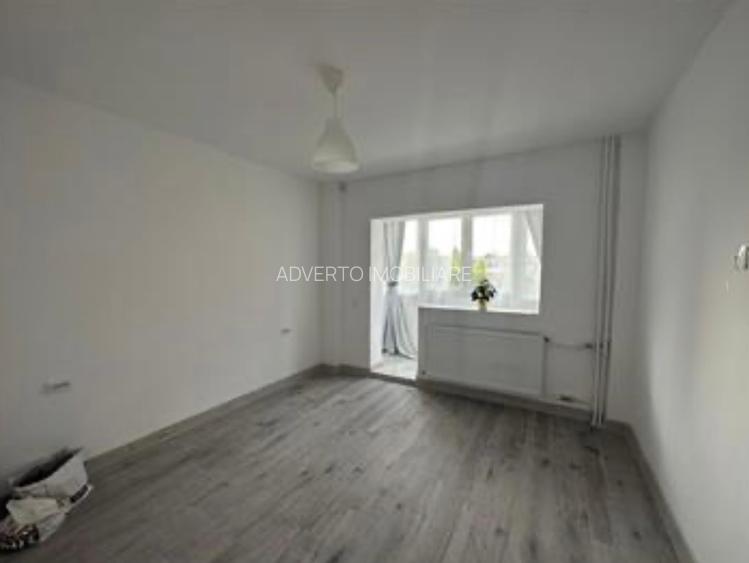 Vânzare apartament renovat 2 camere cu centrală proprie zona Gorjului - 2